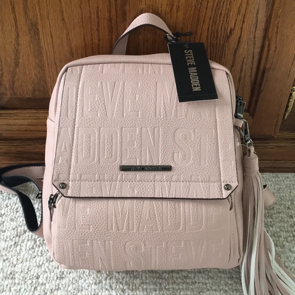 Steve Madden Handbags - 🎉SALE & HP🎉 NWT Steve Madden Blush BTAMPA LOGO